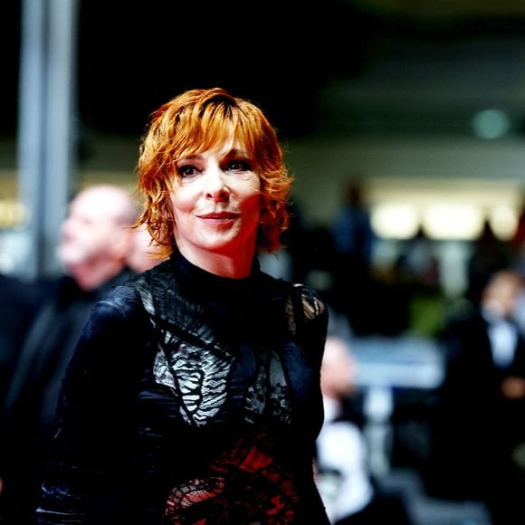 Mylène Farmer - Montée des marches du film « Dalloway » lors du Festival International du Film de Cannes, au Palais des Festivals à Cannes. © Jacovides-Moreau / Bestimage