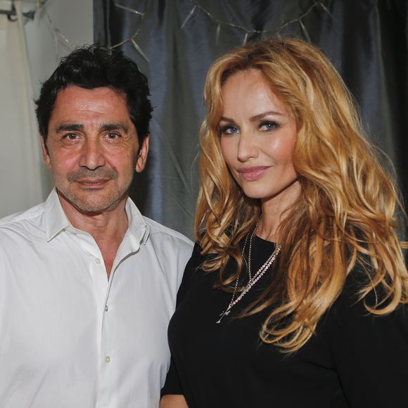 L'animatrice accuse aujourd'hui son ex-époux de se servir cruellement de leur fille de 7 ans pour tenter de lui en retirer la garde alternée.

Adriana Karembeu et Aram Ohanian assistent à la commémoration du centenaire du Génocide Arménien à Marseille, le 24 avril 2015.
Philippe Doignon / Bestimage