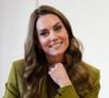Kate Middleton a fait une visite très remarquée à Oxford.

Kate Middleton, princesse de Galles, lors d'une visite à Home-Start à Oxford. Home-Start UK se prépare à déployer une formation auprès de son réseau de 9 000 bénévoles sur la base de la série explicative du Centre for Early Childhood de la Royal Foundation. Photo : PA Photo/ Bestimage
