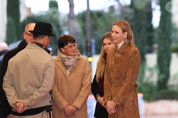 Le prince Albert II de Monaco, La princesse Charlène de Monaco, La princesse Stéphanie de Monaco, Camille Gottlieb lors du spectacle Monaco sous les Etoiles, sous le chapiteau de Fontvieille à Monaco, le 22 décembre 2025. 
© Claudia Albuquerque / Bestimage