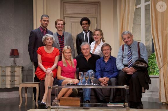 Archives - Exclusif - Nicolas Vitiello, Romain Sandère, Julien Béramis et Daphné de Quatrebarbes, Anémone, Cindy Cayrasso,  Philippe Hersen, Denis Cherer et Henri Guybet lors des répétitions de la pièce de théâtre "Grossesses Nerveuses" mise en scène Philippe Hersen à Verberie, le 16 octobre 2016.