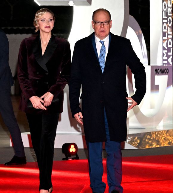 Le prince Albert II de Monaco et la princesse Charlene ont célébré les 25 ans du Grimaldi Forum et inauguré l'extension de l'espace d'exposition accompagné par M. Pierre André Chiappori représentant le ministre d'Etat de la Principauté, M. Henri Fissore, le président du Grimaldi, et de Mme Sylvie Biancheri, la directrice générale, à Monaco le 16 janvier 2025 © Bruno Bebert/Bestimage