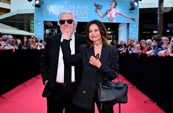 Pierre Arditi et sa femme Evelyne Bouix - Tapis rouge de la soirée d'ouverture de la 7ème édition du festival Cineroman à Nice le 29 septembre 2025. © Dominique Jacovides - Bruno Bebert / Bestimage