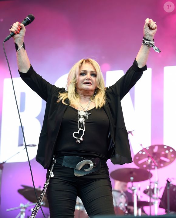 Bonnie Tyler en concert au festuival Rewind à Macclesfield, Royaume Uni, le 5 août 2018. © Backgrid UK/ Bestimage