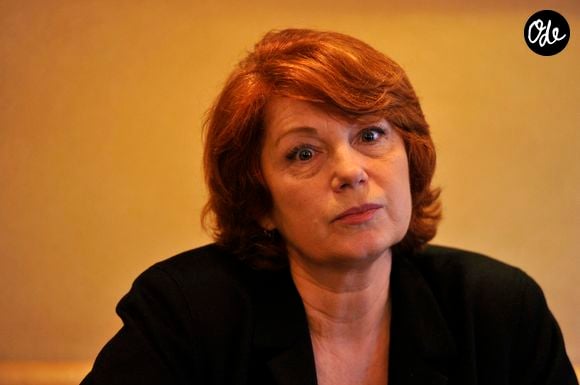 La vidéo de Véronique Genest montre une mer sans la moindre vague sous le soleil, au petit matin.

Photo d'archive datée du 7 mars 2013 - L'actrice française Véronique Genest a annoncé lors d'une conférence de presse qu'elle se présenterait aux prochaines élections pour représenter les Français d'outre-mer à l'Assemblée nationale à Paris, en France. Photo d'Édouard Bernaux/ABACAPRESS.COM