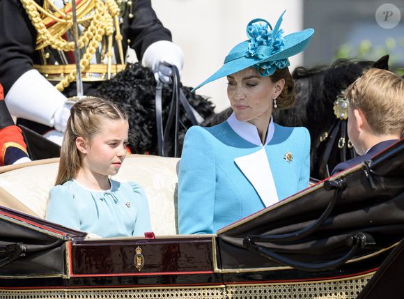 La princesse Charlotte, la princesse de Galles et le prince George assistent au défilé de l'anniversaire du roi, Trooping the Colour. Photo par Doug Peters/EMPICS/ABACAPRESS.COM