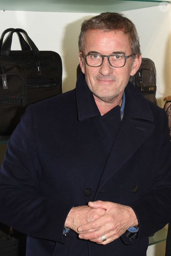 Christophe Dechavanne lors de la Soirée d'inauguration de la nouvelle boutique TUMI sur les Champs-Elysées a Paris, France, le 22 Mars 2018. Photo by Jerome Domine/ABACAPRESS.COM