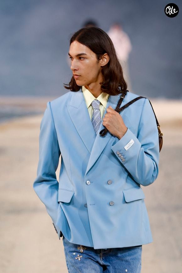 Défilé de mode Louis Vuitton Prêt à Porter Collection Homme Printemps/Été 2027 lors de la Fashion Week de Paris, à la Cité Internationale Universitaire de Paris, France, le 23 juin 2026. © Bestimage