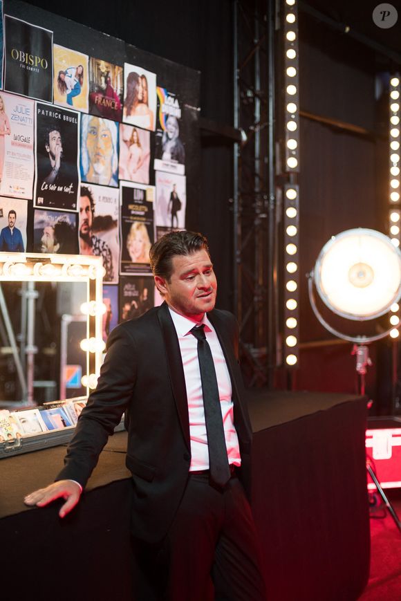 Julien Dassin dans les backstages de l'enregistrement de l'émission "300 Choeurs chantent Dassin" à Paris. Le 15 septembre 2020
© Tiziano Da Silva / Bestimage