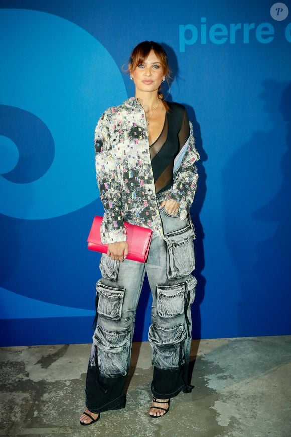 Malika Menard (miss France 2010) au défilé de mode Femmes prêt-à-porter automne-hiver 2024/2025 "Pierre Cardin" lors de la fashion week de Paris . Le 4 mars 2024 © Christophe Clovis / Bestimage