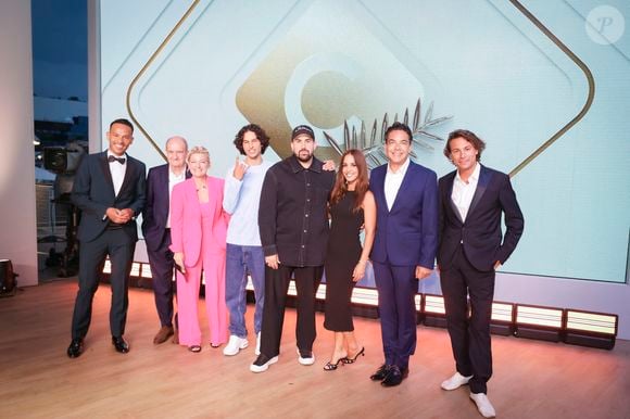Mohamed Boufhafsi, Pierre Lescure, Anne-Elisabeth Lemoine, Sayyid El Alami, Artus, Alice Belaïdi, Patrick Cohen, Bertrand Chameroy sur le plateau de l'émission "C à vous" lors du 77ème Festival International du Film de Cannes le 20 mai 2024. ©Jack Tribeca / Bestimage