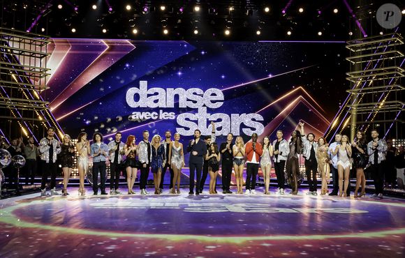 Les candidats de "Danse avec les stars" sur le plateau de TF1. Photo : TF1