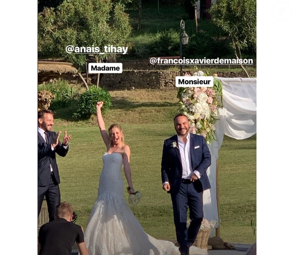 François-Xavier Demaison et Anaïs Tihay se sont mariés le 7 juin 2019 dans les Pyrénées-Orientales, unis à la mairie de Perpignan avant de célébrer leurs noces au château de Valmy à Argelès-sur-Mer. Image Instagram.