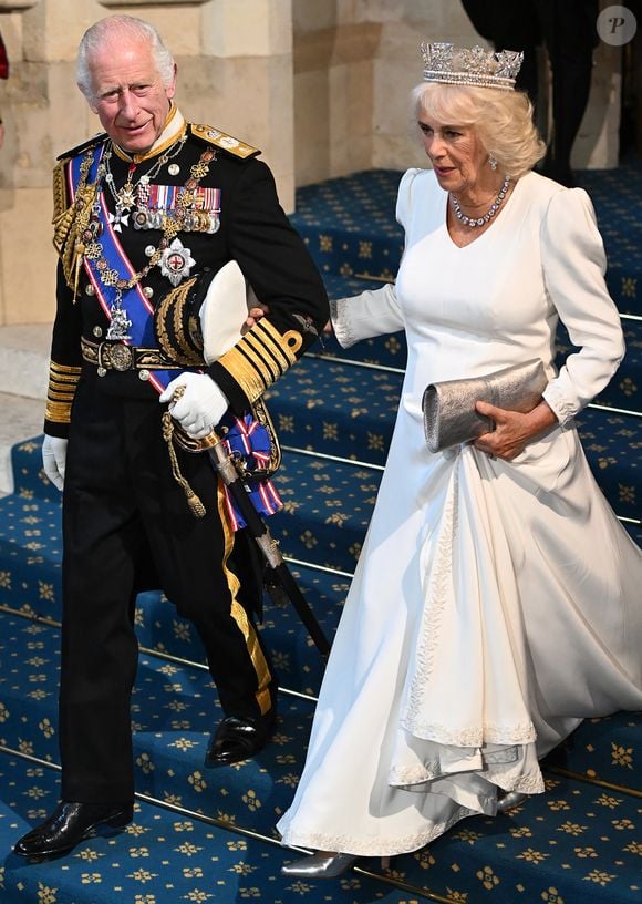 Le roi Charles III d'Angleterre et la reine consort Camilla Parker Bowles lors de l'ouverture officielle du parlement britannique au palais de Westminster à Londres. Le 17 juillet 2024
© Eddie Mulholland / WPA Pool / Bestimage