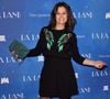 Celle qui fut en couple avec Maxime Chattam a récemment reçu un commentaire négatif d'un internaute au sujet d'une de ses tenues... 

Faustine Bollaert assiste à l'avant-première de La La Land au cinéma UGC Normandie à Paris, France, le 10 janvier 2017. Photo par Alban Wyters/Abaca