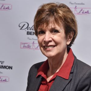 L'ancienne présentatrice météo laissait alors derrière elle une famille en deuil.
Catherine Laborde - Conférence de presse "Delacre by Bensimon" dans la boutique "BENSIMON HOME AUTOUR DU MONDE" à Paris. Le 23 juin 2016
© Lionel Urman / Bestimage