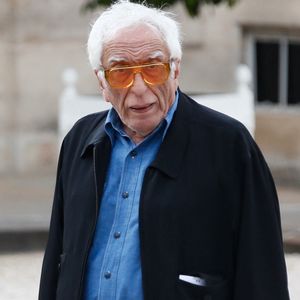 Gérard Darmon - Réception de l'équipe du Paris Saint-Germain (PSG) à l'occasion de leur titre de vainqueur de la Ligue des Champions 2024-2025 au palais de l'Elysée à Paris, France, le 01 juin 2025. © Christophe Clovis / Bestimage