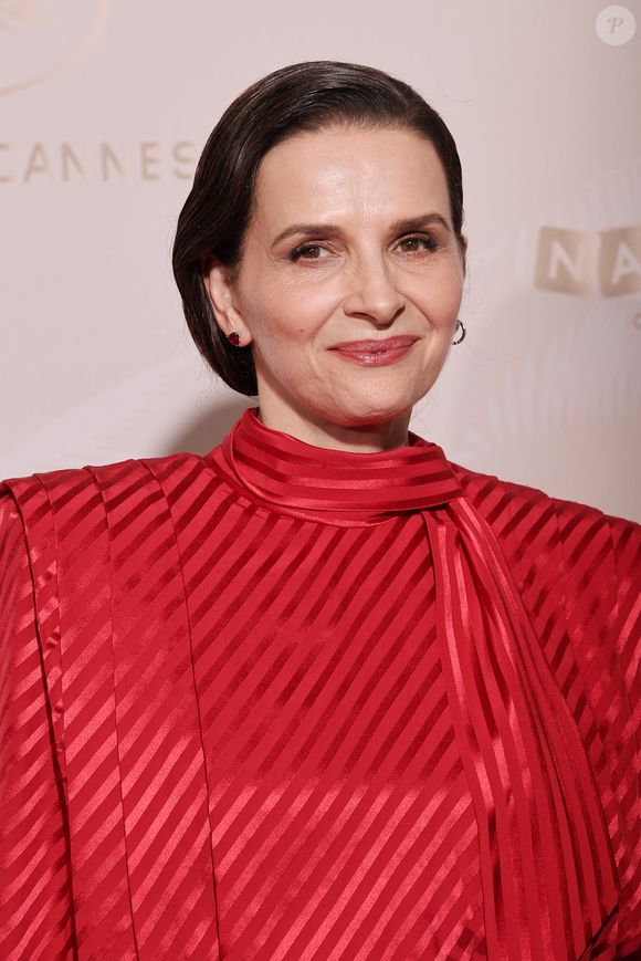 Juliette Binoche - Photocall du dîner lors du 78ème Festival International du Film de Cannes le 13 mai 2025.

© Moreau / Borde / Jacovides / Bestimage