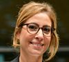 Elle a d'ailleurs confié avec humour que les critiques de sa propre mère étaient les plus dures à encaisser.

Audition de Léa Salamé par la commission d'enquête "Audiovisuel public" à l'Assemblée Nationale à Paris le 2 février 2026.

© Christian Liewig / Bestimage