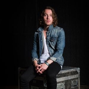 Le chanteur français Julien Doré se produit en concert au Paleo Festival à Nyon, en Suisse, le 26 juillet 2014. Photo par Loona/Abaca