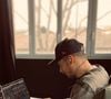 Julien Tota travaille lui aussi dans l'univers musical depuis de nombreuses années.

Extrait du compte Instagram de Julien Tota.

© Instagram / Julien Tota