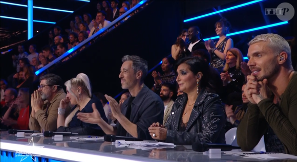 Théo P. soutenu par sa petite amie dans la Star Academy ce vendredi 21 novembre. Capture Star Academy - TF1