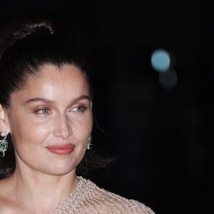 Laetitia Casta - Photocall du "Le Grand Diner du Louvre"  lors de la Fashion Week à Paris le 4 mars 2025. 

© Denis Guignebourg / Bestimage