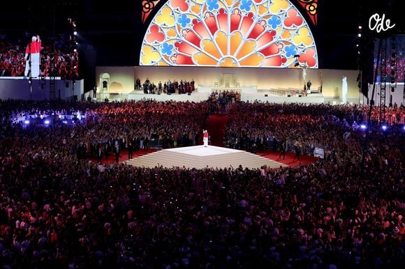 Le pape Léon XIV au Stade de France, à Saint-Denis, en périphérie de Paris, le 25 septembre 2026, pour présider une veillée de prière avec des jeunes de 17 à 35 ans, dans le cadre de sa visite de quatre jours en France. 
© Jacovides-Moreau/Bestimage