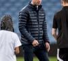 “Je ne voulais pas vraiment suivre la même équipe que tout le monde et je cherchais une équipe qui était plutôt au milieu de tableau”, poursuit-il

Le prince William, duc de Cambridge, en visite à "We are Coach Core Programme" à la "Aston Villa football club" à Birmingham. Le 22 novembre 2017