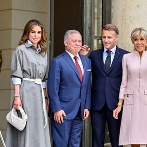 Le président français Emmanuel Macron et sa femme, la Première dame Brigitte Macron, reçoivent le roi Abdallah II de Jordanie et la reine Rania de Jordanie au palais présidentiel de l'Élysée à Paris, France, le 17 septembre 2026. © Christian Liewig/Bestimage