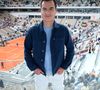 Et à 57 ans, aucun regret pour Laurent Luyat qui a vécu sa vie comme il l'entendait. 

Laurent Luyat - Plateau de France Télévision lors des Internationaux de France de Tennis de Roland Garros 2025 - Jour 02 à Paris le 26 Mai 2025. 

© Bertrand Rindoff / Bestimage