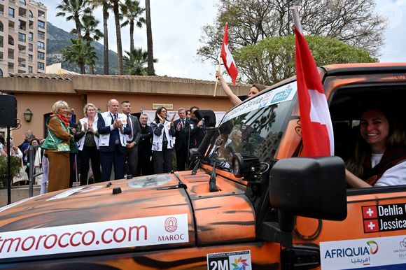 Le prince Albert II de Monaco a donné le départ de la 34eme édition du Rallye des Gazelles, depuis le chapiteau de Fonvieille à Monaco, en compagnie de Dominique Serra, la fondatrice et présidente du Rallye, de la marraine de coeur pour 2025, Luana Belmondo, Nadia Fettah Alaoui, la ministre de l'Economie et des Finances du Royaume du Maroc, du président du Conseil National Monégasque, Thomas Brezzo, et des personnalités du gouvernement, le 12 avril 2025© Bruno Bebert / Bestimage