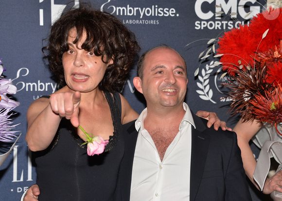 Isabelle Mergault et Jean-Louis Barcelona - Photocall de la 10ème cérémonie des Globes de Cristal au Lido à Paris, le 13 avril 2015.
VEEREN / BESTIMAGE