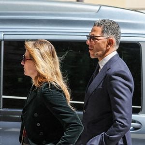 Sarah Poniatowski (Lavoine) et son compagnon Roschdy Zem - Arrivées aux obsèques du prince Jean-Stanislas Poniatowski en l'Eglise polonaise à Paris, France, le 29 avril 2024. Photo par Jacovides-Moreau/Bestimage