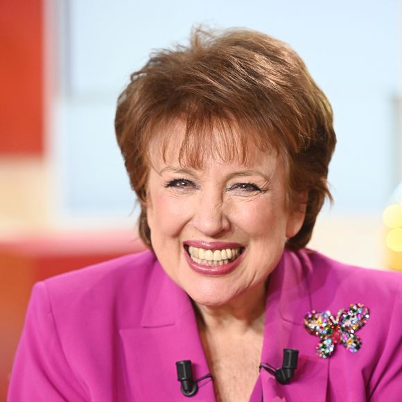 Exclusif - Roselyne Bachelot - Enregistrement de l'émission Vivement dimanche au studio Rive gauche, présentée par Michel Drucker le 16 décembre 2025. . Diffusion sur France 3 le 04/01/2026 . © Guillaume Gaffiot / Bestimage