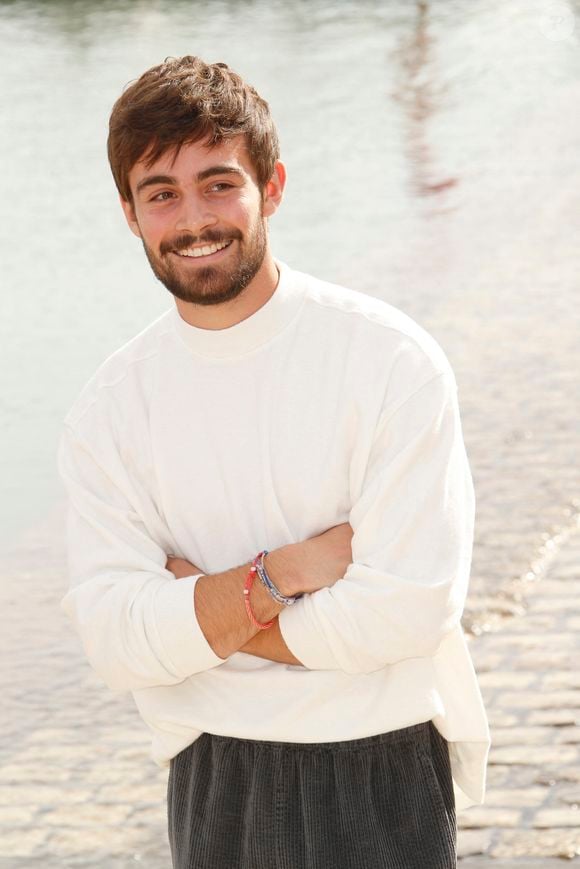 Clément Rémiens "Ici tout commence" - Photocall lors du Festival de la Fiction de La Rochelle. Le 18 septembre 2021
© Christophe Aubert via Bestimage
