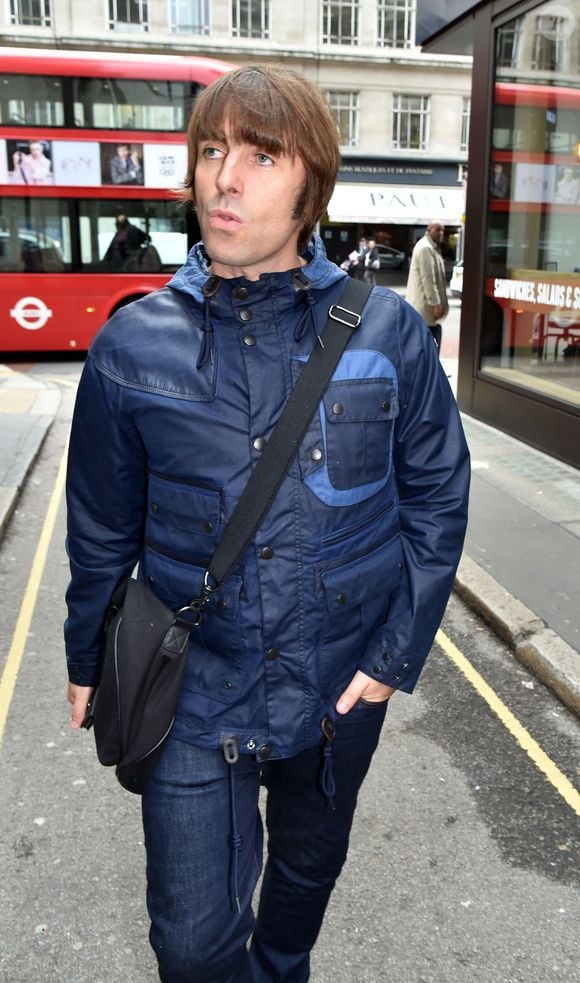 Liam Gallagher se rend au tribunal à Londres le 16 September 2015. La rock star est impliquée dans un litige d'argent avec son ex-femme Nicole Appleton.
©AGENCE / BESTIMAGE