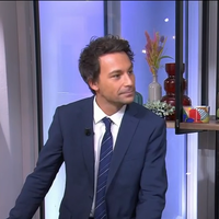 Retour de Bertrand Chameroy dans C à Vous, il avait fait une promesse à Anne-Elisabeth Lemoine et l'a tenue !
