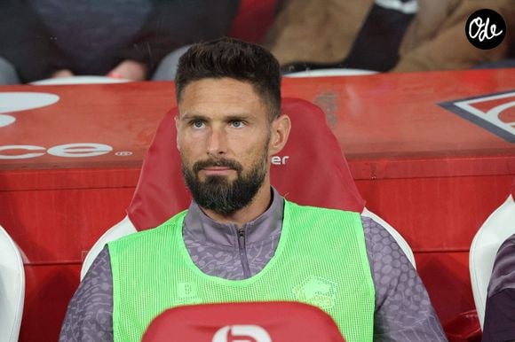 Le champion du monde 2018 devient ambassadeur de Stellantis &You Lille et va notamment conduire le nouveau DS N°7.

Olivier Giroud  (LOSC Lille) lors du match LOSC Lille vs Le Havre, Ligue 1 J32, Decathlon Arena stade Pierre Mauroy, le 3 mai 2026. © Laurent Sanson/PsnewZ/Bestimage
