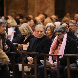 La mémoire de Brigitte Bardot saluée une dernière fois à Paris

L'animateur de télévision français Michel Drucker lors d'une messe commémorative pour l'actrice française Brigitte Bardot à l'église Saint-Roch à Paris. Photo par Nasser Berzane/ABACAPRESS.COM