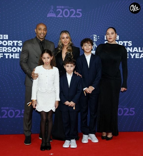 Thierry Henry en famille à la cérémonie BBC Sports Personality of the Year 2025 qui a eu lieu à MediaCity, Salford. @Backgrid UK/ Bestimage