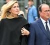 François Hollande, sa compagne Julie Gayet ainsi que de nombreuses personnalités réunis pour Bernadette Chirac à la basilique Sainte-Clotilde
