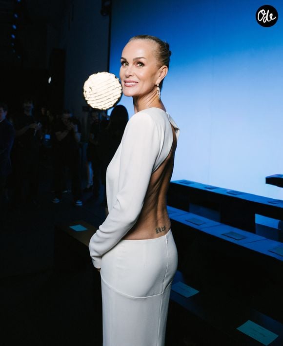 La Bonne Étoile est une association à but non lucratif créée en mars 2012 à l’initiative de Laeticia Hallyday, qui en est la présidente, et d’Hélène Darroze, membre d’honneur. 

Laeticia Hallyday au défilé Messika "Collection Femme Prêt-à-Porter Printemps/Eté 2027" lors de la Fashion Week de Paris (PFW) au Grand Palais le 1er octobre 2026. © Sam Delpech / Bestimage