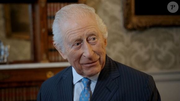 Le roi Charles III va ouvrir un lieu d’exception au public au sein de la Dumfries House, une demeure écossaise qui lui est particulièrement chère.

Le roi Charles au palais de Buckingham lors d'une séquence d'ouverture pour la chaîne nationale ITV. Photo par JLPPA / Bestimage