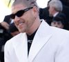 Son trophée de la Star Academy trône dans son bureau, mais il confie ne pas encore avoir vraiment "réalisé" l'avoir remporté.


Mosimann - Montée des marches du film " Karma " lors du 79ème Festival International du Film de Cannes, le 15 mai 2026. © Olivier Borde / Bestimage