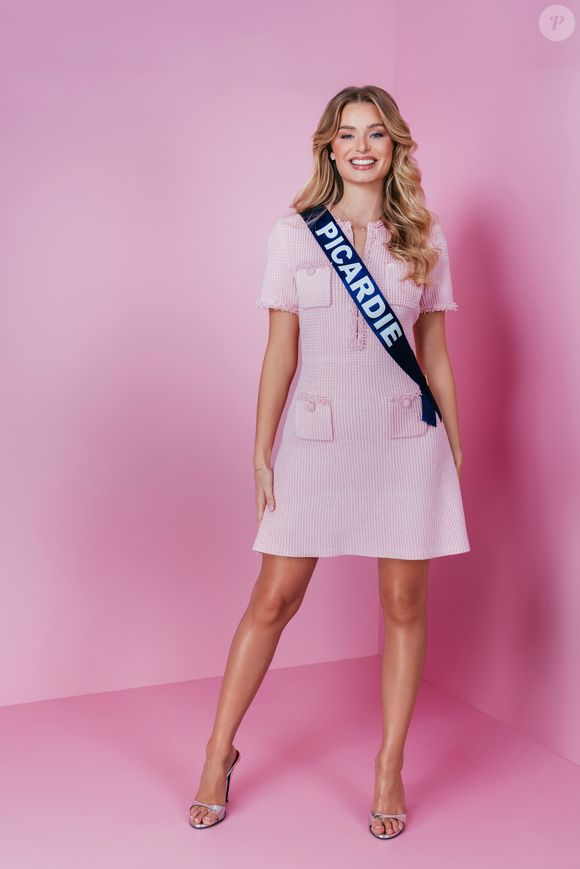Miss Picardie, Emma Boivin - Portrait officiel des 30 candidates au concours Miss France 2026. SIPA/Benjamin Decoin via Bestimage