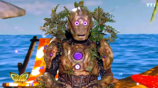 Mask Singer 9 : Le Cyborg ne poursuivra pas l'aventure, seul Kev Adams avait trouvé son identité alors qu'il a marqué toute une génération
