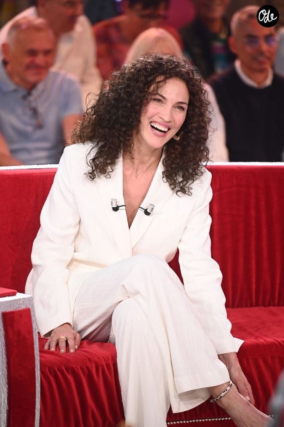 Exclusif - Linda Hardy - Enregistrement de l'émission "Vivement dimanche". 

© Guillaume Gaffiot / Bestimage