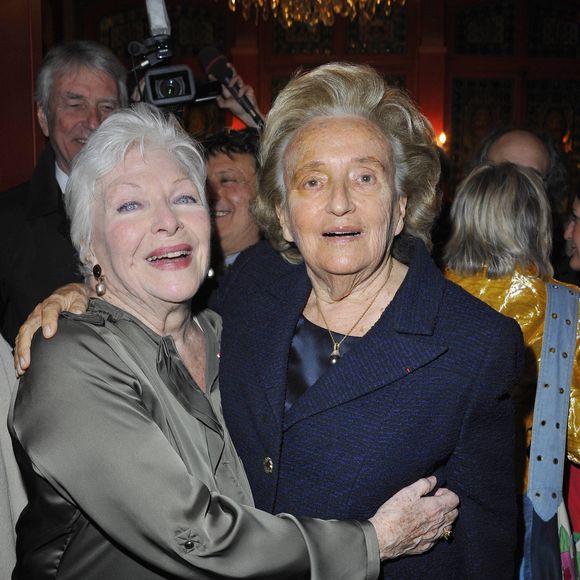Line Renaud et Bernadette Chirac - Générale de la pièce "Harold et Maude" au théâtre Antoine à Paris le 5 mars 2012 - AGENCE / BESTIMAGE