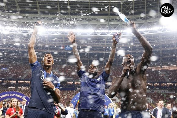 L'équipe de France sur la pelouse du stade Loujniki après leur victoire sur la Croatie (4-2) en finale de la Coupe du Monde 2018 (FIFA World Cup Russia2018), le 15 juillet 2018. ITAR TASS / BESTIMAGE